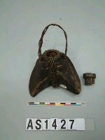 藏品(牛蹄容器)的圖片